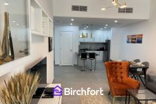 Ferienwohnung in Dubai - Birchfort - Newly renovated unique 1 BR apartment