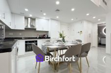 Апартаменты на Dubai - Birchfort- Downtown Living with Burj Khalifa View