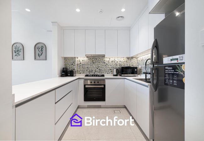 Apartment in Dubai - Fresh & Bright Retreat | Brand-New Feel